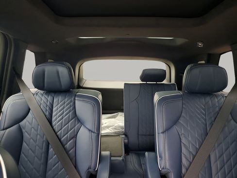 New 2026 Cadillac Vistiq Premium Luxury image 43