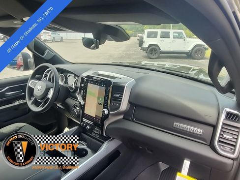 New 2026 RAM 1500 4x4 Crew Cab image 39