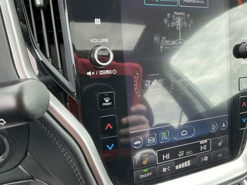 Used 2025 Subaru Outback Premium image 24