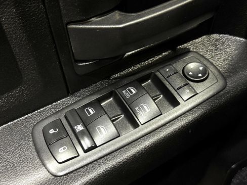Used 2022 RAM 2500 Tradesman image 29