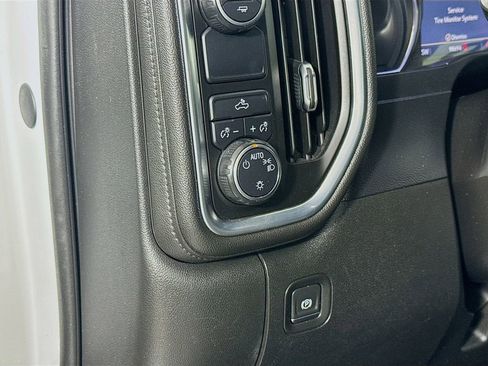 Used 2019 Chevrolet Silverado 1500 LT w/ All-Star Edition RWD image 10