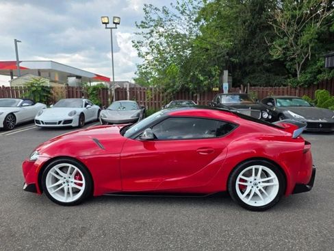 Used 2021 Toyota Supra Premium w/ Driver Assist Package image 4