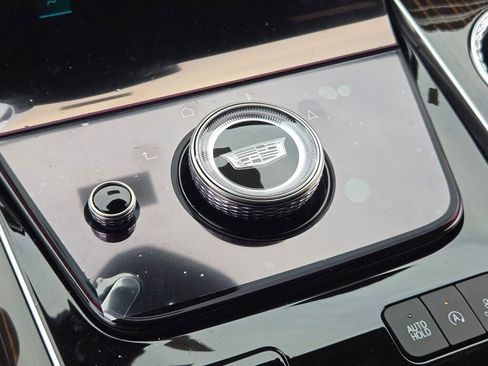 New 2026 Cadillac Escalade Luxury image 36