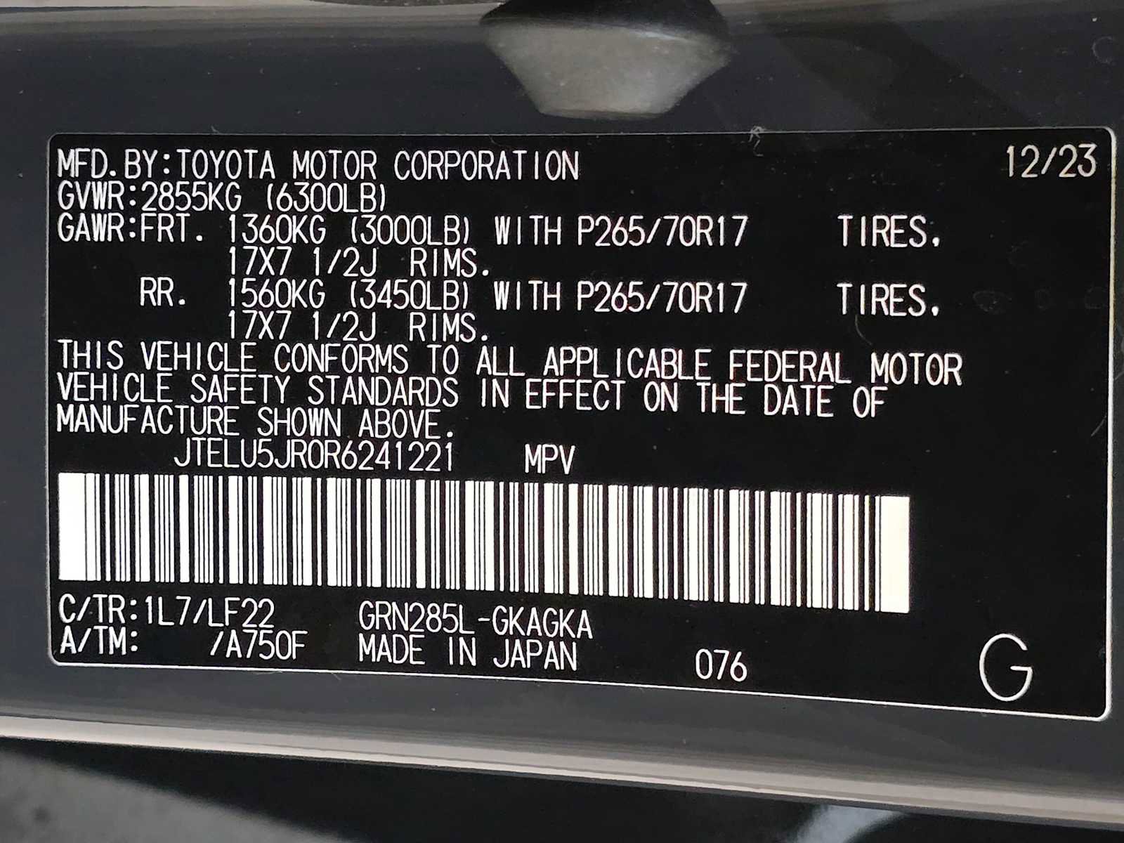 Certified 2024 Toyota 4Runner TRD Pro AWD/4WD image 32