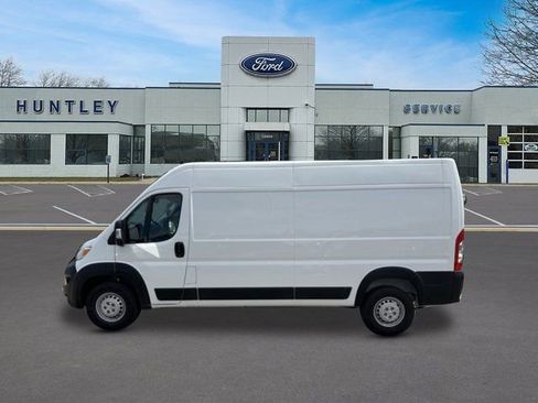Used 2025 RAM ProMaster 2500 w/ Convenience Group FWD image 6