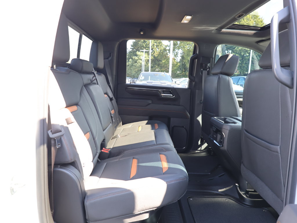 Used 2024 GMC Sierra 2500 AT4 w/ AT4 Premium Plus Package AWD/4WD image 43