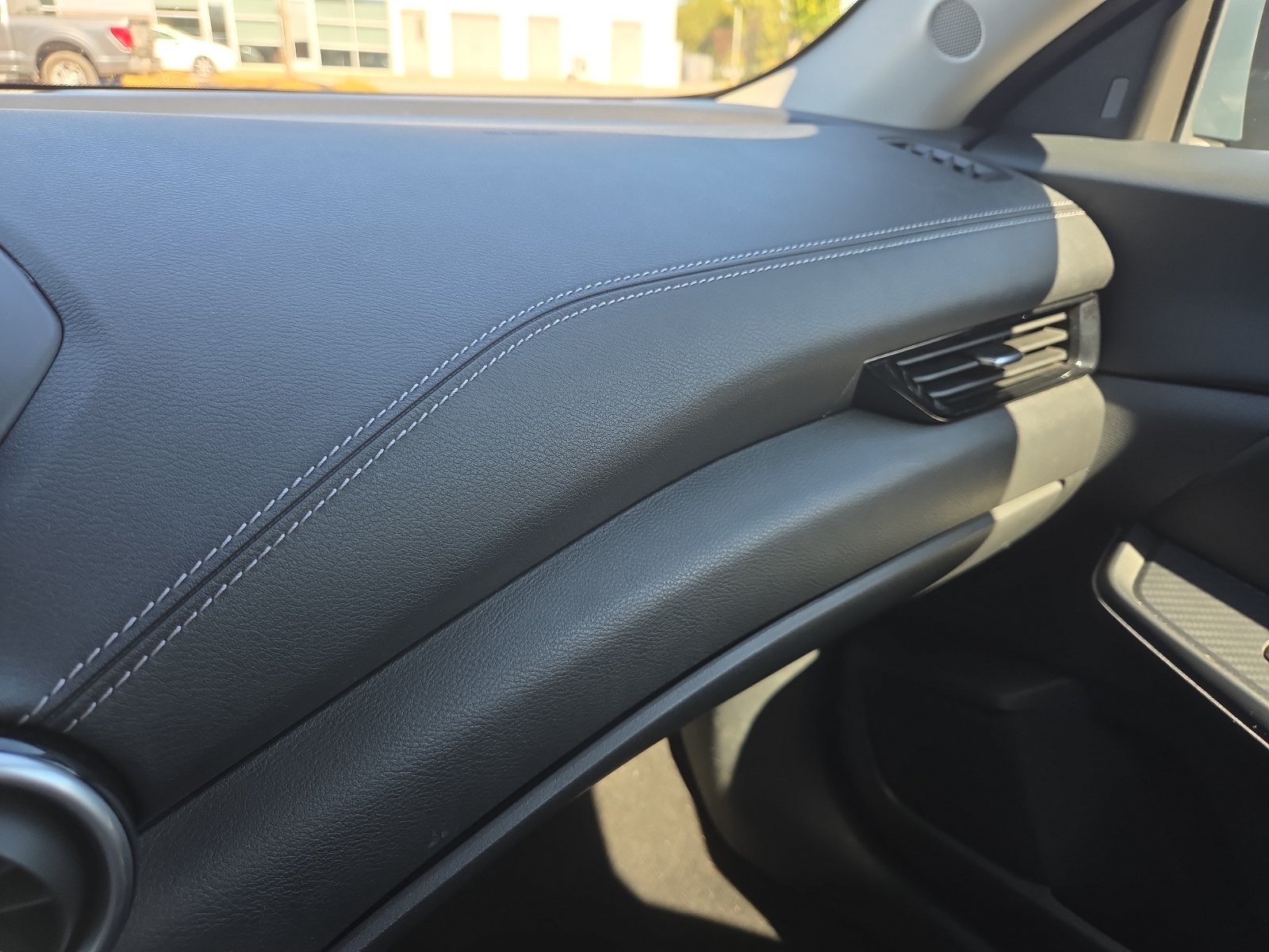 Used 2024 Nissan Sentra SV FWD image 21