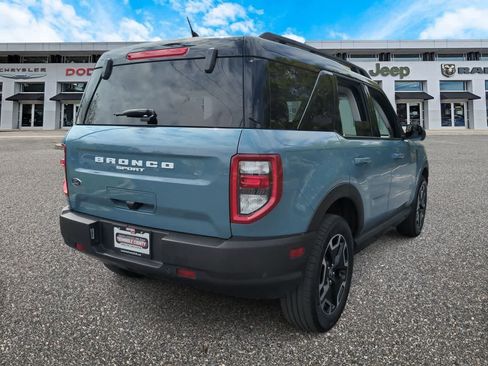 Used 2023 Ford Bronco Sport Outer Banks w/ Tech Package image 8