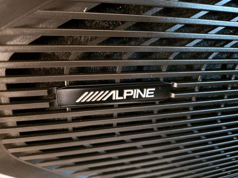 Used 2023 Jeep Wagoneer 2WD w/ Premium Group I image 32