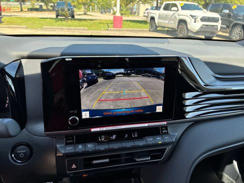 New 2026 Toyota Camry SE FWD image 20