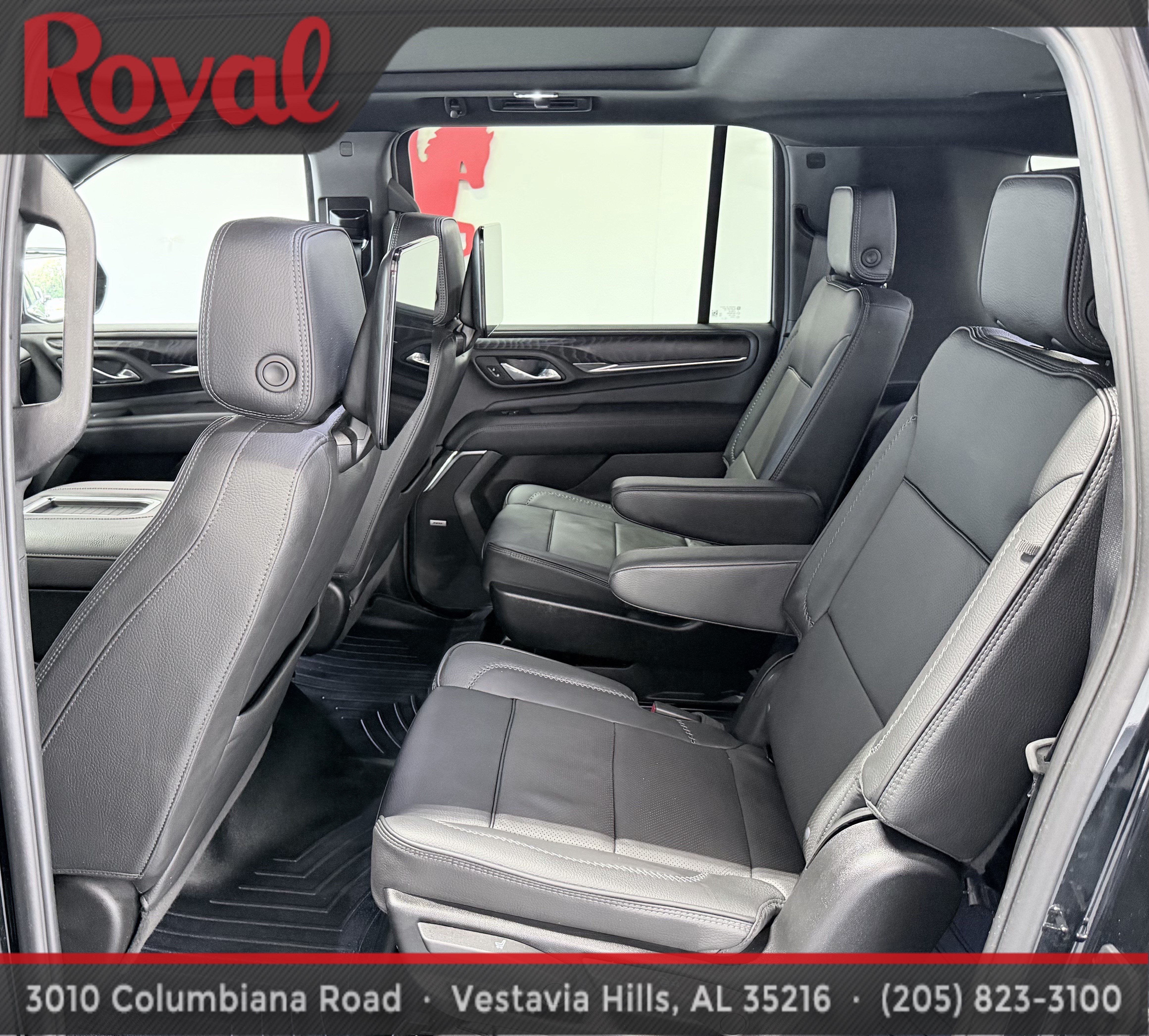 Used 2024 GMC Yukon XL Denali RWD image 15