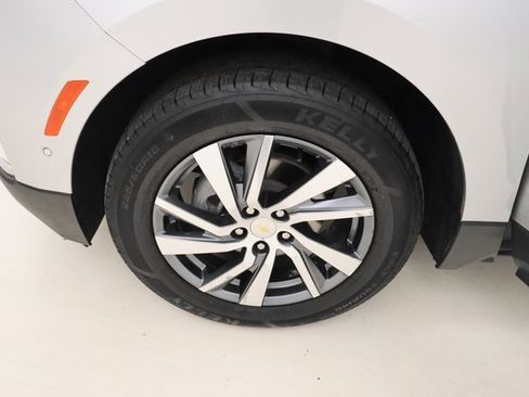 Used 2022 Chevrolet Equinox Premier image 7