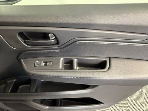 Used 2023 Honda Odyssey EX-L image 46