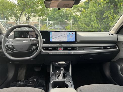 Used 2025 Kia K4 FWD image 33