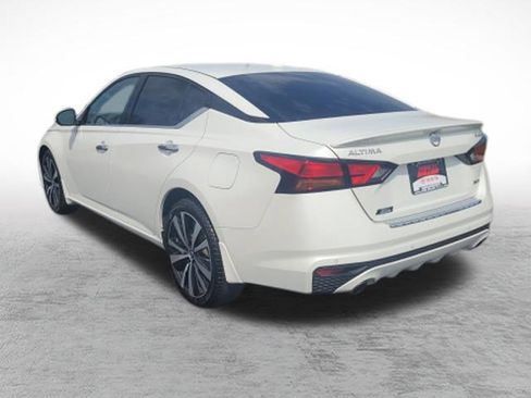 Used 2022 Nissan Altima 2.5 Platinum AWD/4WD image 6
