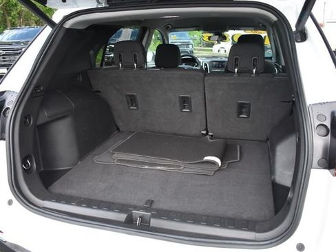 Certified 2020 Chevrolet Equinox LT FWD image 17