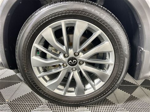 Used 2023 INFINITI QX50 Luxe image 19