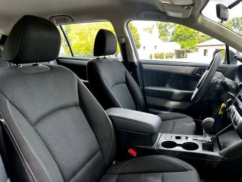 Used 2018 Subaru Outback 2.5i image 30