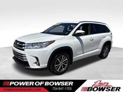 Used 2017 Toyota Highlander XLE w/ Carpet Mat Package