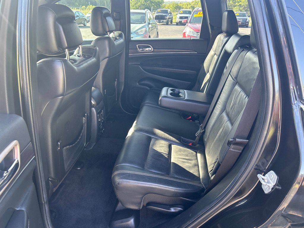 Used 2015 Jeep Grand Cherokee Limited AWD/4WD image 10