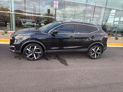Used 2021 Nissan Rogue Sport SL w/ Premium Package AWD/4WD image 26