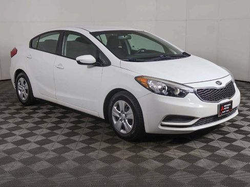 Used 2016 Kia Forte LX FWD image 38