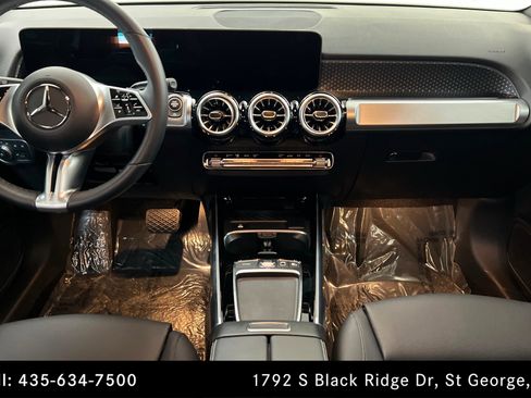 Certified 2025 Mercedes-Benz GLB 250 4MATIC image 13