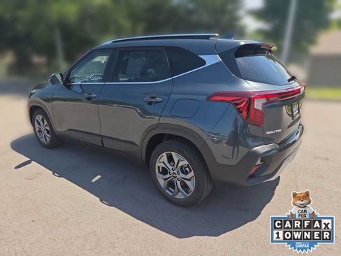 Used 2024 Kia Seltos S FWD image 3