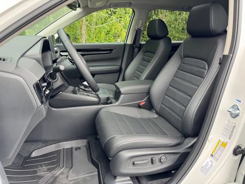 Certified 2026 Honda CR-V EX-L image 10