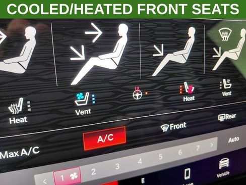 Used 2025 Dodge Durango R/T AWD/4WD image 7