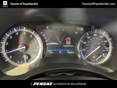 Used 2022 Toyota Highlander XLE image 39