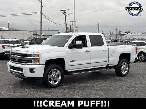 Used 2019 Chevrolet Silverado 2500 High Country w/ Duramax Plus Package image 4