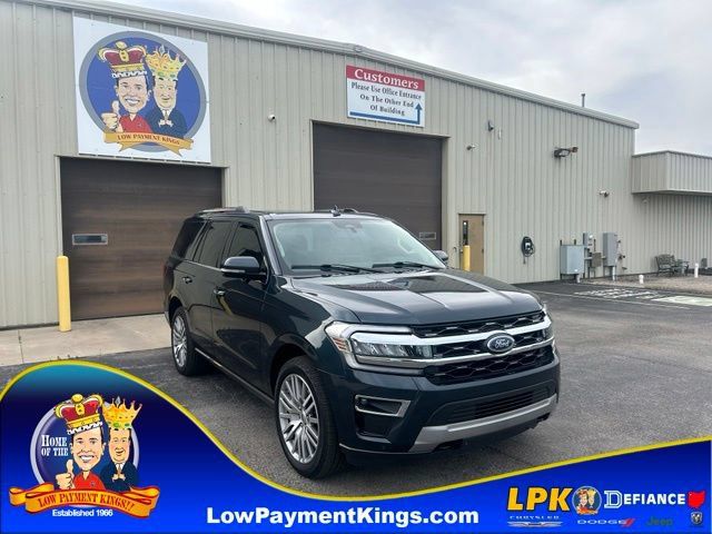 Used 2023 Ford Expedition Limited AWD/4WD image 1