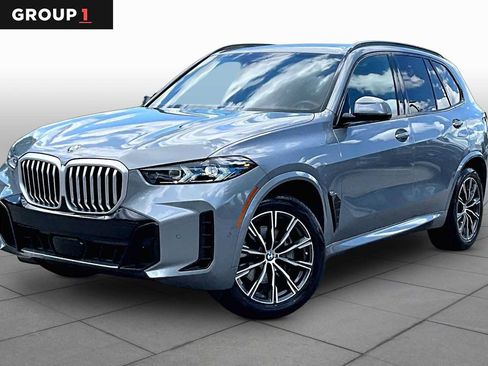 Certified 2025 BMW X5 xDrive40i w/ M Sport Package AWD/4WD image 1