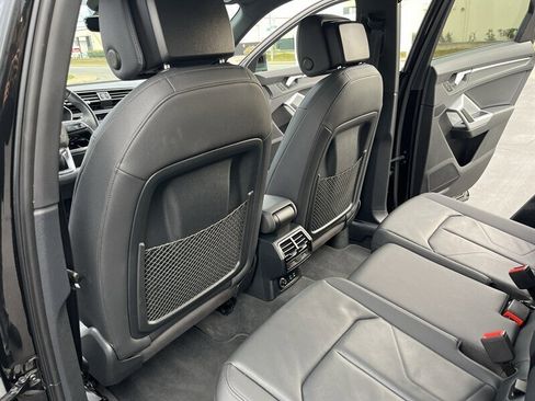 Used 2021 Audi Q3 2.0T Premium Plus w/ Premium Plus Package image 28