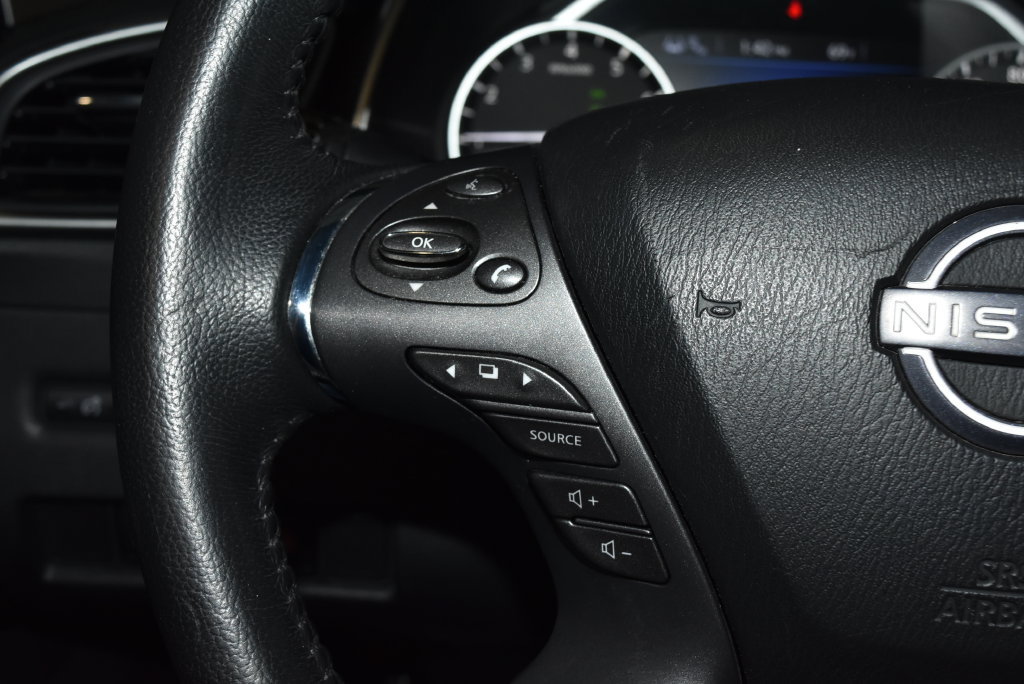 Used 2023 Nissan Murano SV AWD/4WD image 7