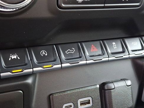 Used 2024 GMC Sierra 1500 Pro w/ Convenience Package image 27