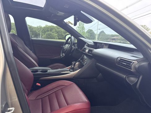 Used 2018 Lexus IS 300 F Sport w/ F Sport Package AWD/4WD image 19