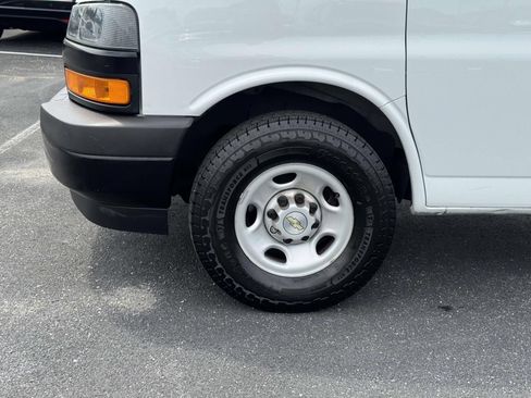 Used 2024 Chevrolet Express 2500 w/ Driver Convenience Package RWD image 27