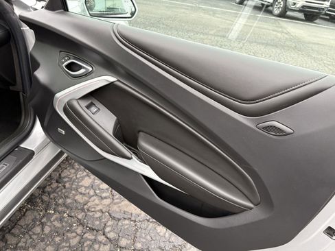 Used 2017 Chevrolet Camaro LT image 11