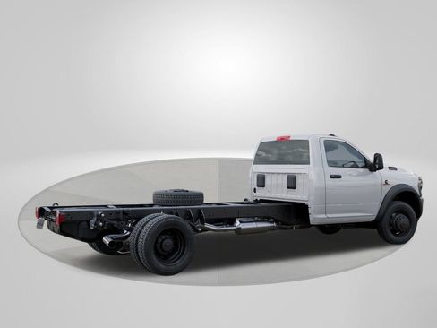 New 2026 RAM 5500 Tradesman AWD/4WD image 4