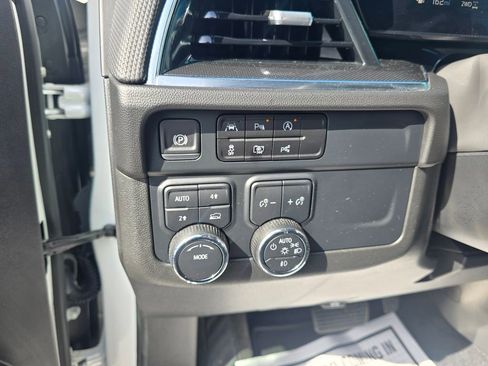 Used 2025 Chevrolet Tahoe RST w/ Comfort Package AWD/4WD image 13