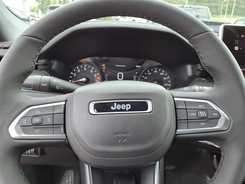 New 2026 Jeep Compass Latitude AWD/4WD image 9