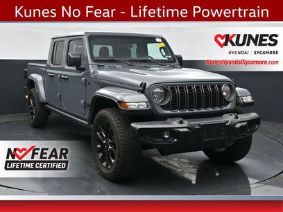 Used 2025 Jeep Gladiator Sport