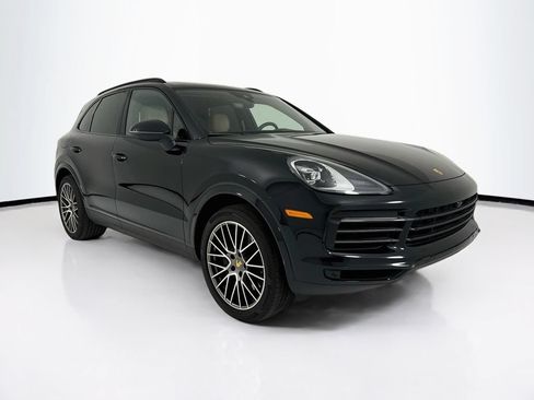 Certified 2023 Porsche Cayenne Platinum Edition AWD/4WD image 9