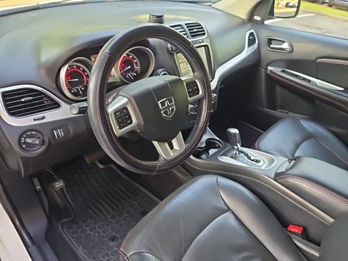 Used 2019 Dodge Journey GT AWD/4WD image 11