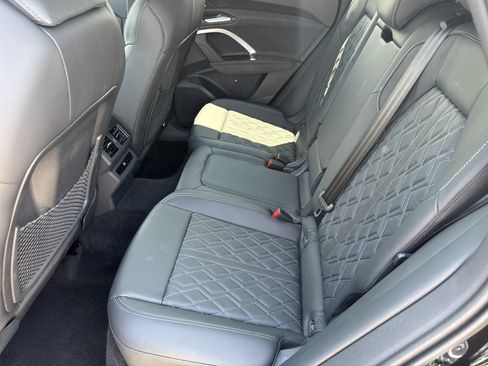 Certified 2026 Audi SQ5 Premium Plus AWD/4WD image 6