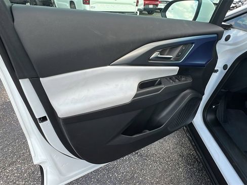 New 2026 Chevrolet Equinox EV LT image 11