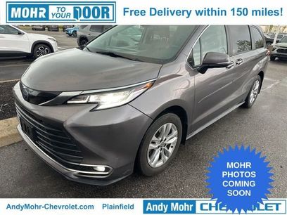 Used 2022 Toyota Sienna Limited