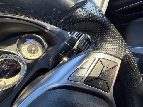 Used 2015 Mercedes-Benz E 400 4MATIC Coupe image 27